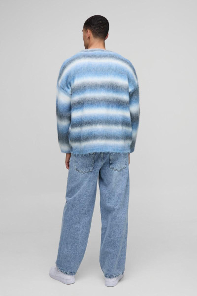 Негабаритна коробка з матовою смугою V на шиї трикотажна перемичка