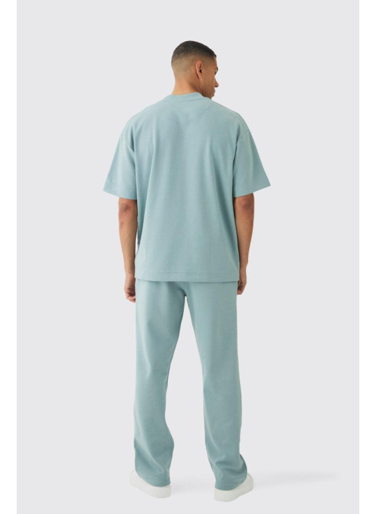 Негабаритна футболка та костюм-костюм