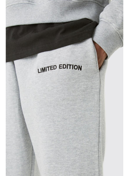 Високий розслаблений пристосований обмежений джоггер