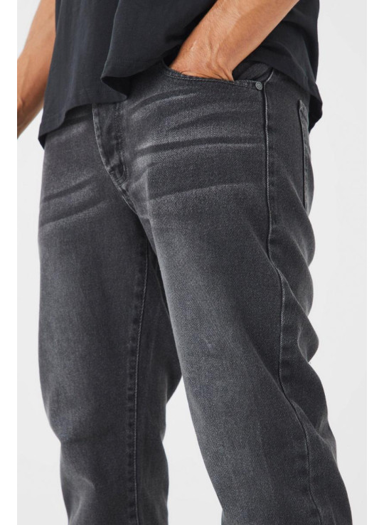 Прямі жорсткі джинси