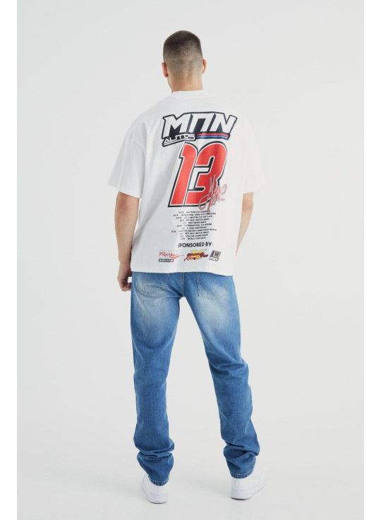 Високі прямі жорсткі джинси