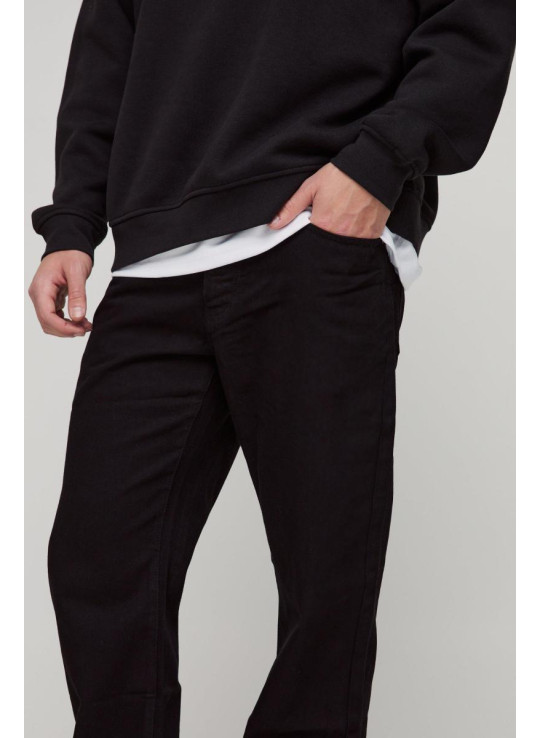 Розслаблені жорсткі джинси