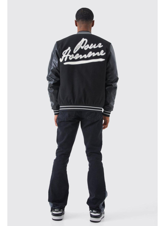 Тонкі жорсткі розкльошені контрастні рвані джинси з ластовицею